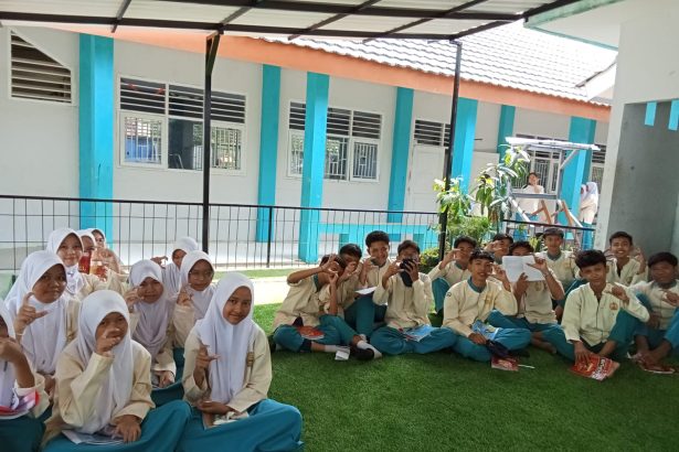 Materi Menulis Slogan Kelas 8 Terbaru